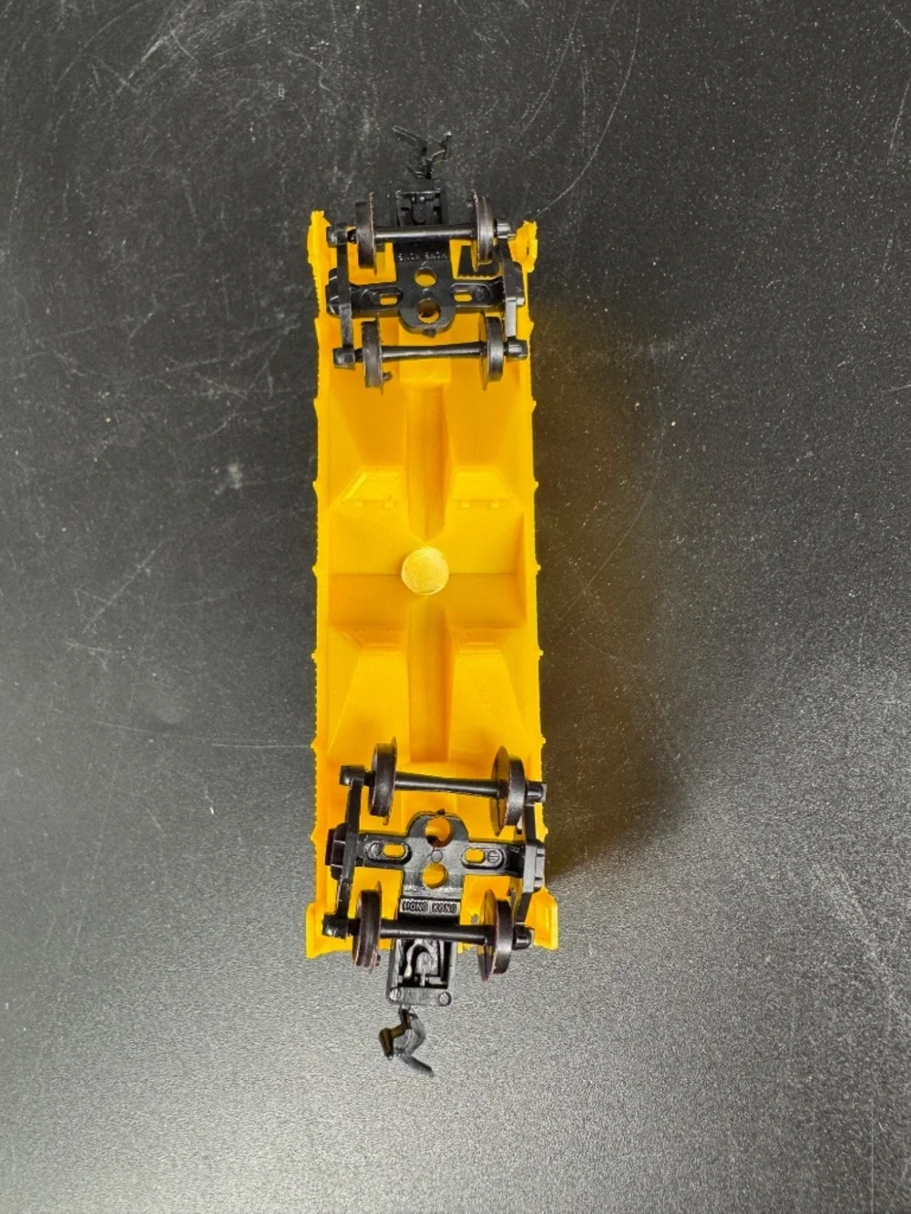 Life Like HO Scale Union Pacific (UP) 2 Bay Hopper with Load - New Old Stock